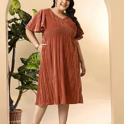 PrettyPlus by Desinoor.com Plus Size Flared Sleeve Velvet Fit & Flare Midi Dress-image-8