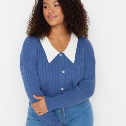 Trendyol Self Design Spread Collar Pure Acrylic Crop Cardigan Sweaters-31