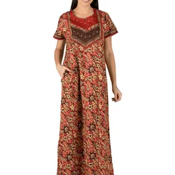 evolove Brown Women Printed Maxi Nightdress-image-83