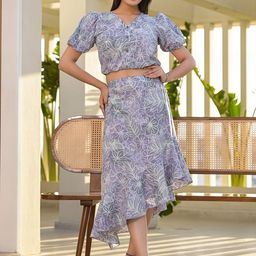 Yufta Printed V-Neck Pure Cotton Top With Skirt Co-Ords-image-8