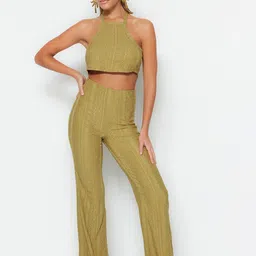 Trendyol Crop Top With Trousers Co-Ords-picture-17