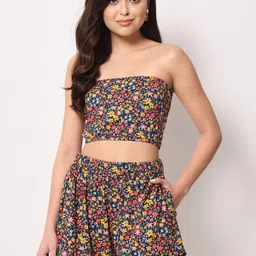 Trend Arrest Floral Printed Strapless Top and Shorts-image-20