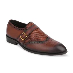 LA BOTTE Men Textured Leather Comfort Insole Loafers With Buckle Detail-image-124