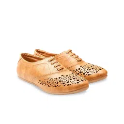 Marc Loire Women Textured Lightweight Comfort Insole Sneakers-37
