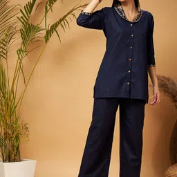 Shae by SASSAFRAS Embroidered Shawl Collar Tunic Top With Palazzos Co-Ords-3