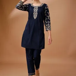 Tikhi Imli Zari Embroidered Tunic With Trouser-15