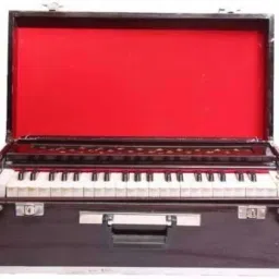 Harmonium Total 42 Keys, Harmonium, Natural, 2 Reeds, 3.5 With Bag Harmonium Total 42 Keys, Harmonium, Natural, 2 Reeds, 3.5 With Bag 3.5 Octave Hand Pumped Harmonium-28