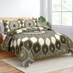 Kuber Industries Green & Black Cotton 160 TC King Bedsheet with 2 Pillow Covers image 1