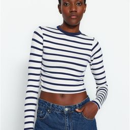 Trendyol Horizontal Striped Crop Top-picture-11