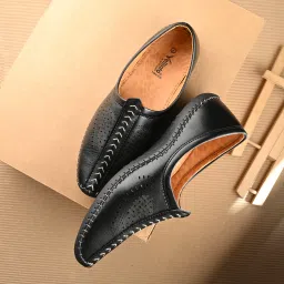 Cool Rajasthani Jutis For Men Mojaris For Men Nagra For Men Casuals For Men-picture-14