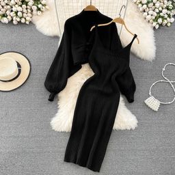 Alamode By Akanksha Women Black Dalla Woolen Dress With Cape Sweater-image-31