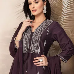 Nayam By Lakshita Women Floral Embroidered Kurta with Trousers & Dupatta-15
