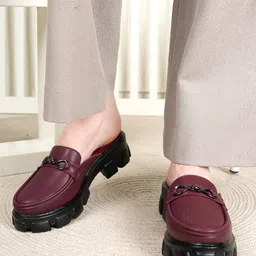 The Roadster Lifestyle Co . Women Chunky Backless Casual Loafers-50