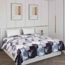 Monte Carlo Blue & Black Geometric Printed Mild Winter 600 GSM Double Bed Blanket-27