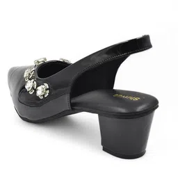 SHRIVAS BY ARCHITA MEHTA Embellished Pointed Toe Block Heeled Pumps image 3