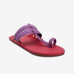 THE MADRAS TRUNK Women Braided Handcrafted Kolhapuri One Toe Flats image 5