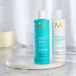 MOROCCANOIL Set of Hydrating Shampoo & Conditioner - 250 ml each image 5