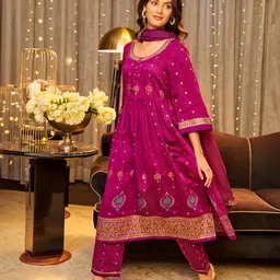 W Floral Printed Beads and Stones Straight Kurta With Trousers & Dupatta-picture-5