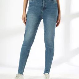 Women High-Rise Mid-Wash Relaxed Fit Jeans-image-70