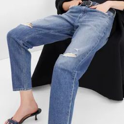Women Mid-Wash Distressed Barrel Jeans-image-93