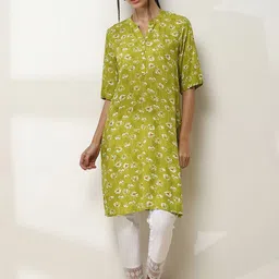 Rangriti Floral Printed Mandarin Collar Straight Kurta-image-52