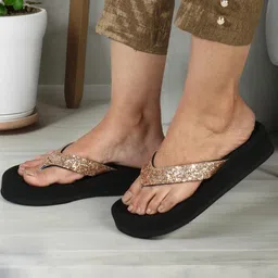 ZOVIM Women Black & Gold Glitter Flats-image-16