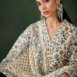 Sangria Printed Pure Cotton Kurta With Trousers & Dupatta-picture-0