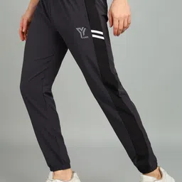 YUNEK Men Striped Mid-Rise Joggers-image-33