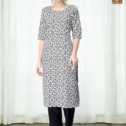 HERE&NOW Women Ethnic Motifs Printed Regular Kurta with Trousers-image-80