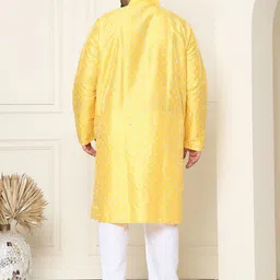 SOJANYA PLUS Men Embroidered Regular Kurta with Pyjamas image 5