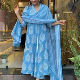 PARTHVI V-Neck Floral Printed Panelled Pure Cotton Anarkali Kurta with Trouser & Dupatta-picture-57