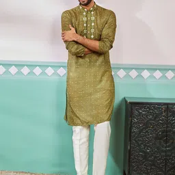 VASTRAMAY Bandhani Printed Mandarin Collar Mirror Work Cotton Silk Kurta With Trousers-image-62