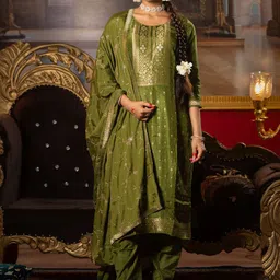 Indo Era Embroidered Regular Round Neck Straight Kurta With Trousers & Dupatta-10