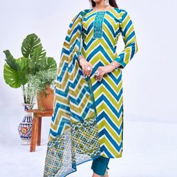 ARADHNA Chevron Printed Thread Work Round Neck Straight Kurta With Trousers & Dupatta-picture-53