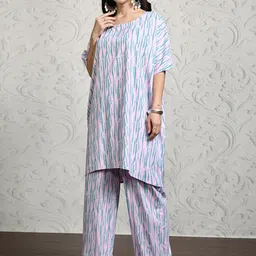 Vishudh Printed Round Neck Tunic With Trouser image 4