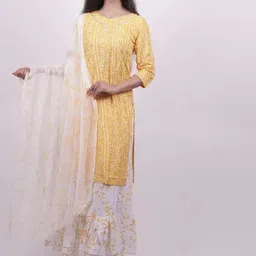 Rafinity Designer Women Bandhani Printed Regular Kurta with Skirt & With Dupatta-picture-6