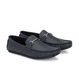 FOGGY Men Textured Driving Shoes-image-56