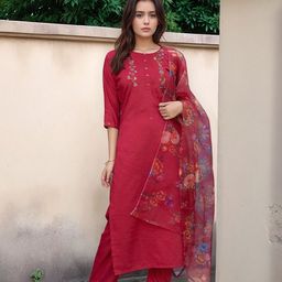 Anouk Women Floral Embroidered Regular Thread Work Kurta with Trousers & With Dupatta-picture-30