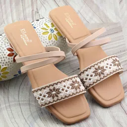 D LORZERI Women Printed Open Toe Flats-image-36