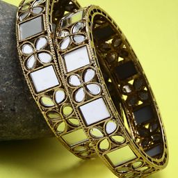 KARATCART Set Of 2 Gold-Plated Kundan Studded Bangle-40