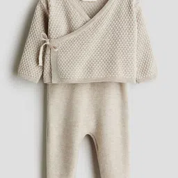 H&M 2-Piece Knitted Cardigan & Trousers Set-image-35