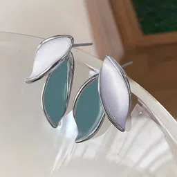 FIMBUL Silver Plated Leaf Shaped Studs-15