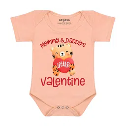 Arvesa Mommy And Daddy Valentine Printed Romper-picture-29