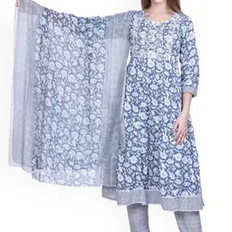 WOOL 4U Women Floral Printed Regular Kurta with Trousers & With Dupatta-image-0