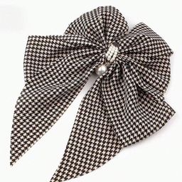 Blubby Bow Hair Clip-image-58