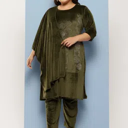 BAESD Women Embroidered Regular Velvet Kurta with Trousers & With Dupatta-picture-11