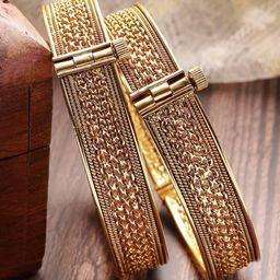 KARATCART Set Of 2 Gold Plated Bangles-18