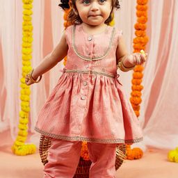 VASTRAMAY Girls Ethnic Motifs Woven Design Pleated Kantha Work Kurta With Trousers-image-13