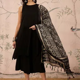 InWeave Women Regular Kurta with Palazzos & With Dupatta-6