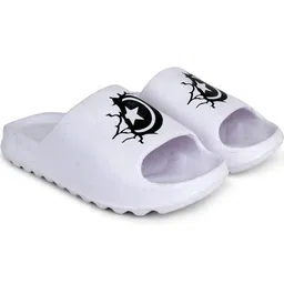 Pampy Angel Men White Flip Flops-image-95